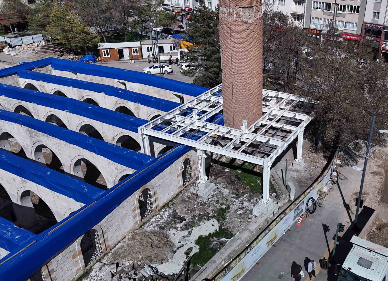 sivasin 8 asirlik egri minaresi restorasyona alindi 4 S8eZ8fQM