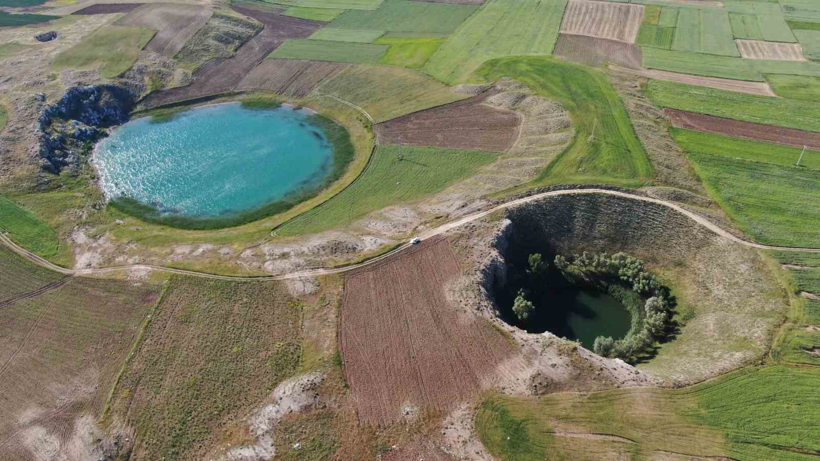 sivasin gozleri tamamen dondu 2 l24IvUaU