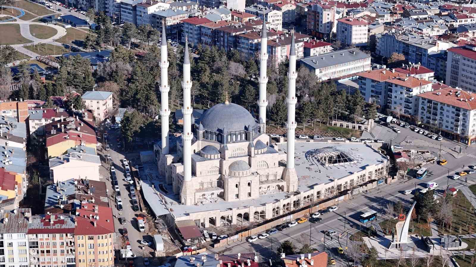 sivasin siluetini yeniledi sehrin her yerinden gorulebiliyor 8