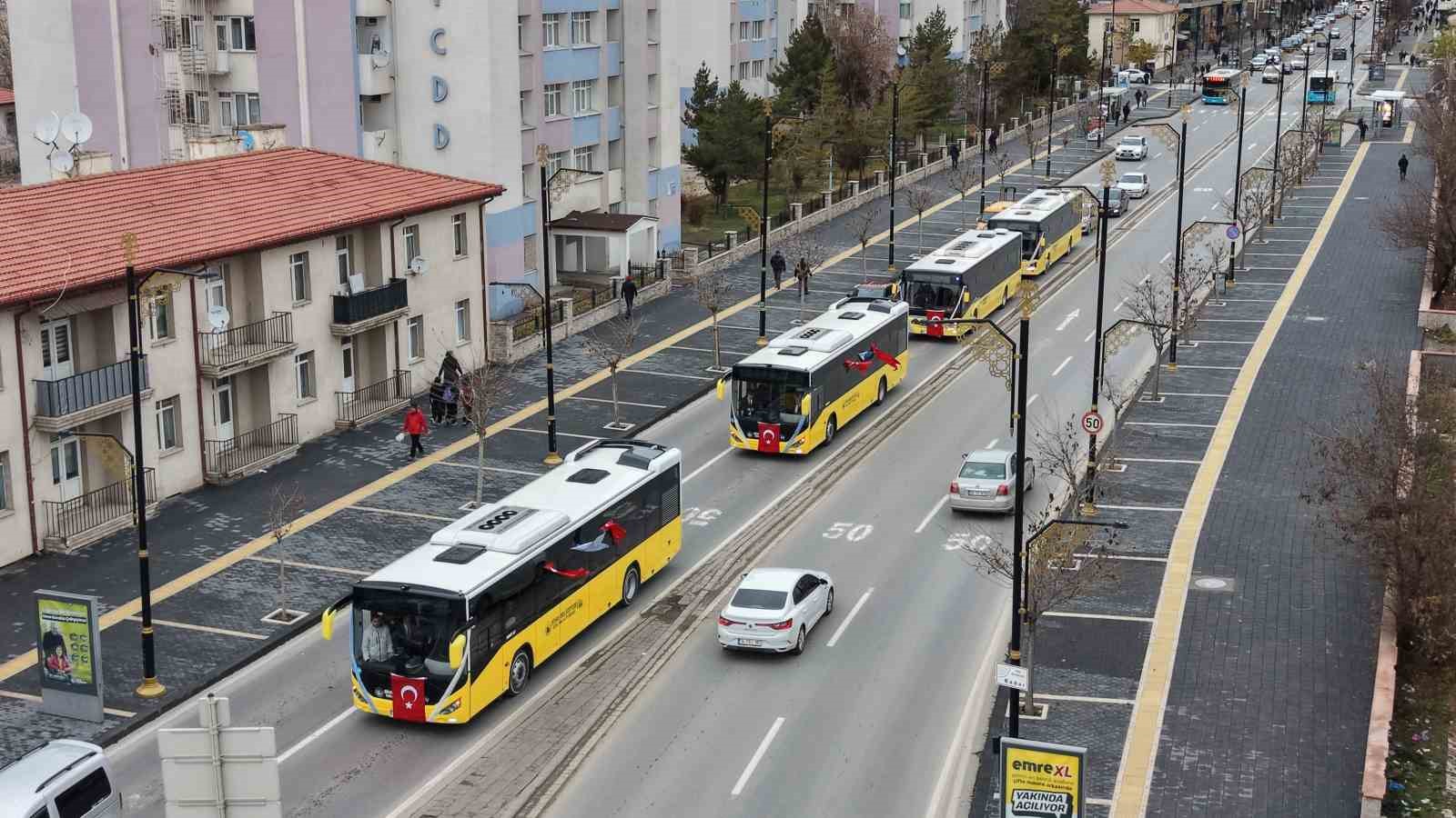 sivasin ulasim altyapisini guclendirecek 2 otobus daha hizmete sunuldu 0