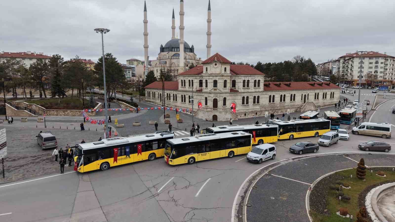 sivasin ulasim altyapisini guclendirecek 2 otobus daha hizmete sunuldu 1 znFDlWiT