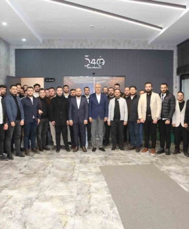 sivasin-yatirim-potansiyeli-genc-girisimcilere-anlatildi-JzbYZI1h.jpg