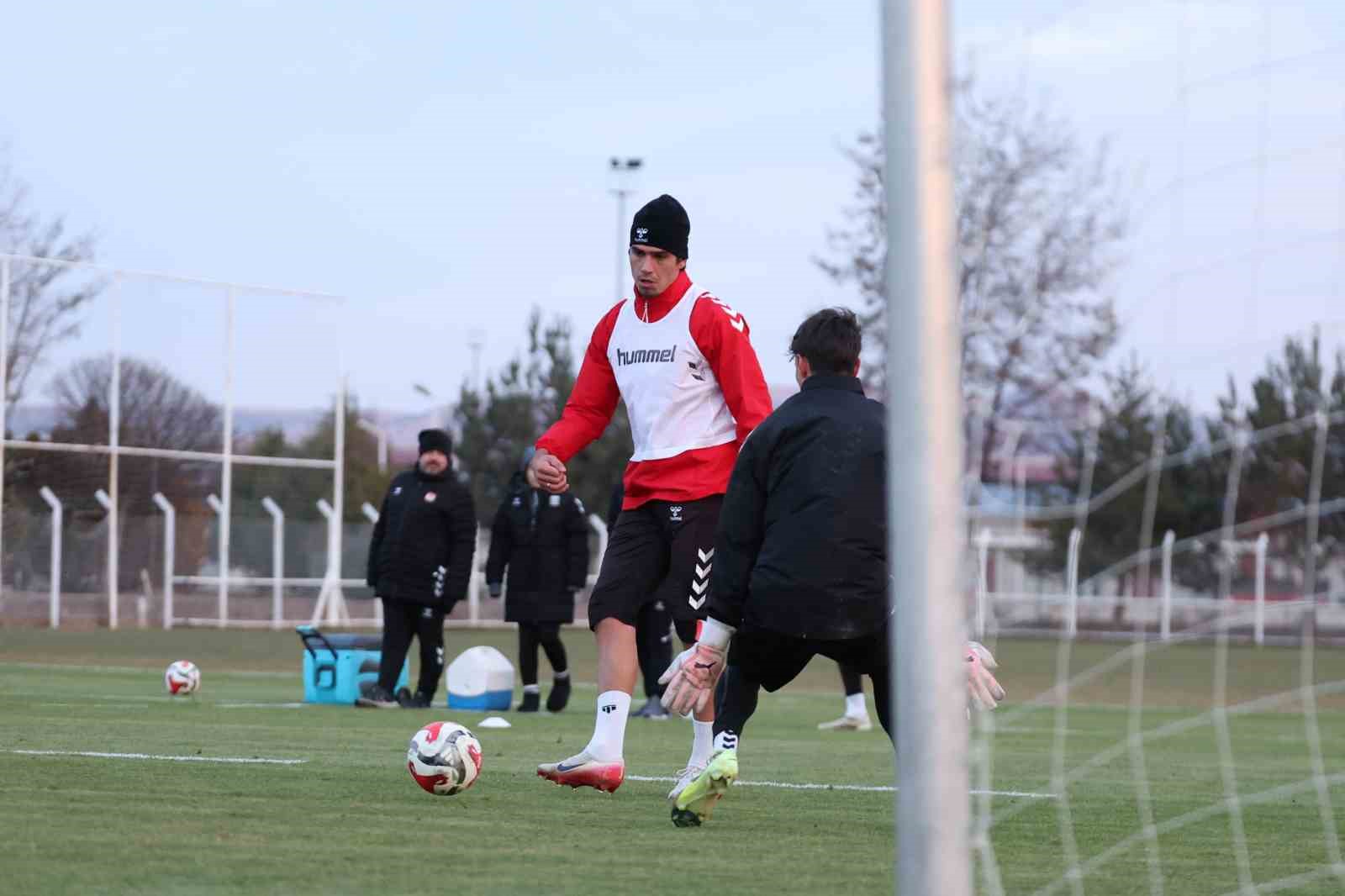 sivasspor bandirma hazirliklarina basladi 4 GU4gnwj1