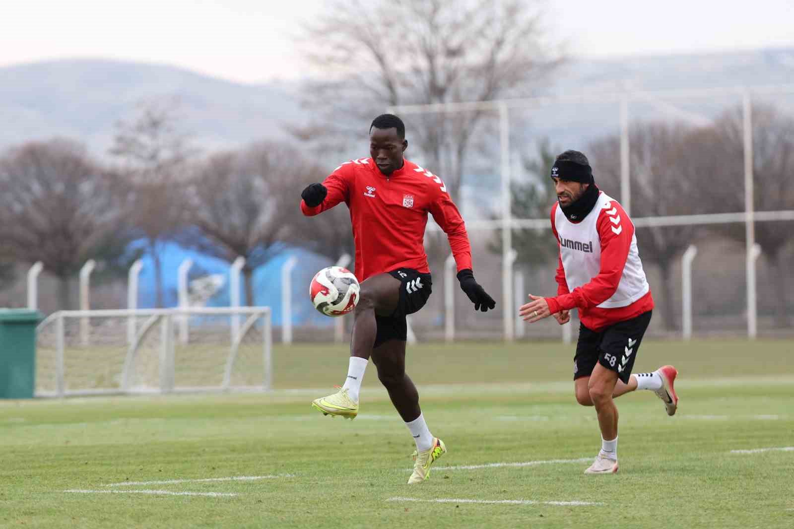 sivasspor bandirmaspor macina hazirlaniyor 2 7gCD8K5p
