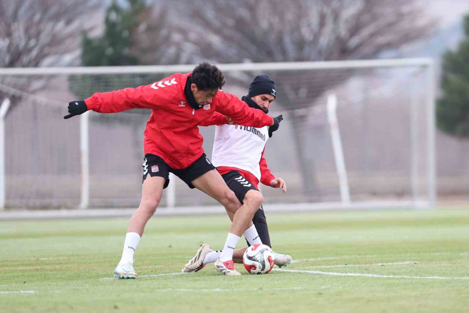 sivasspor bandirmaspor macina hazirlaniyor 4 CkqFWNQj