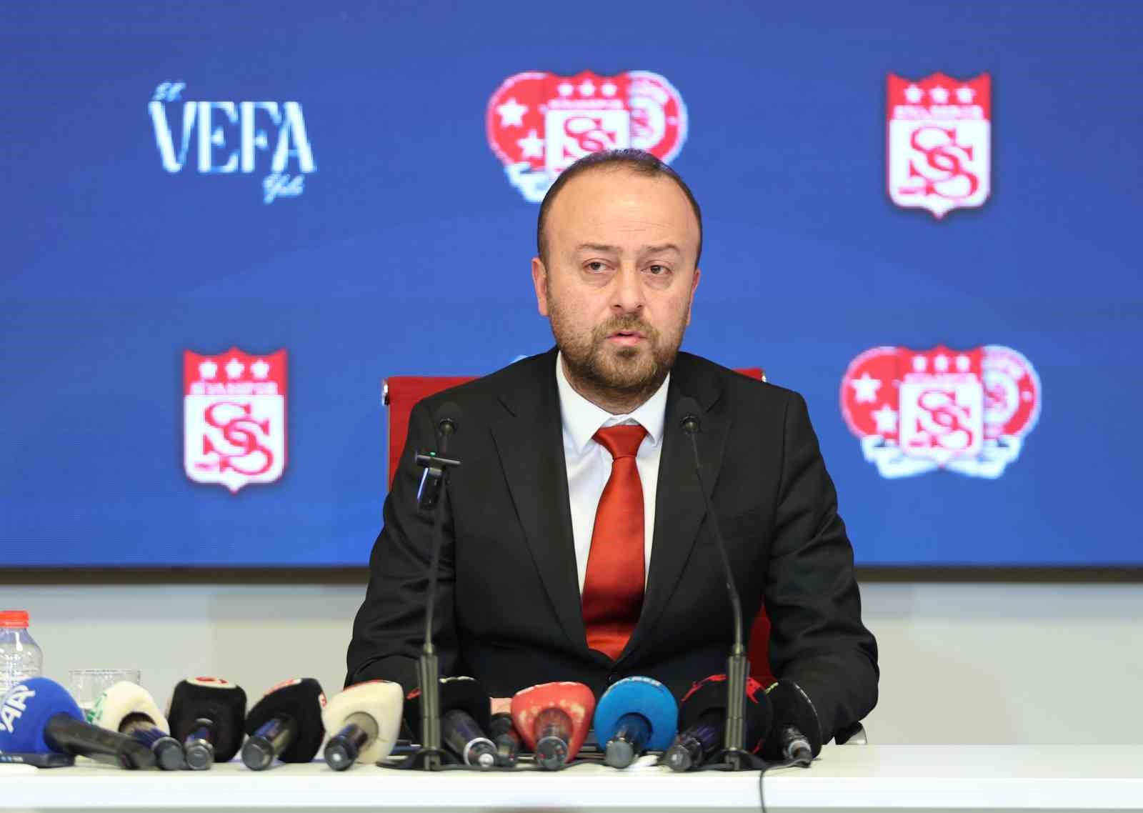 sivasspor baskani burak ozcoban transfer yasagi kalkacak 0
