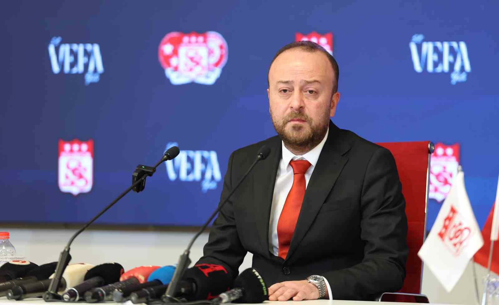 sivasspor baskani burak ozcoban transfer yasagi kalkacak 1 IAARU7VW