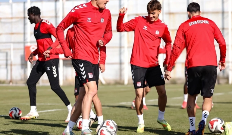 sivasspor-boluspor-macina-hazir-29XsyLsJ.jpg