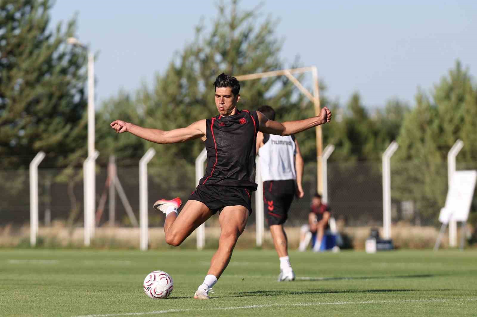 sivasspor cift idmanla yeni sezona hazirlaniyor 1 HKpVvLet