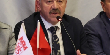 sivasspor-divan-baskani-ali-yavuzdan-camiaya-birlik-cagrisi-vwn8QUmc.jpg