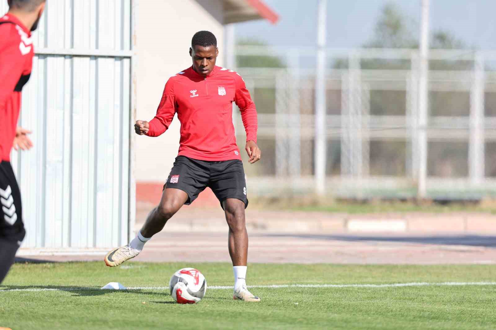 sivasspor duran top calisti 1 6clz2bdK