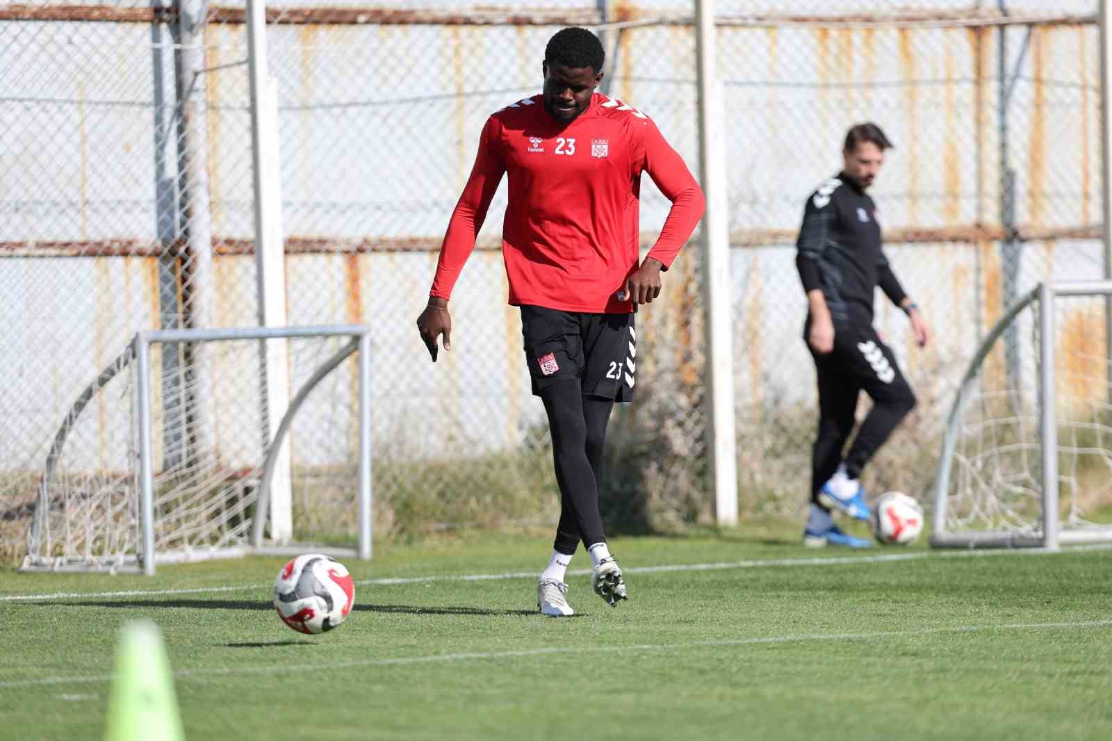 sivasspor duran top calisti 2 zDj4acP1