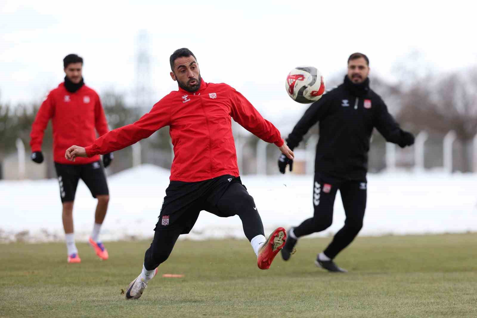 Sivasspor, Erzurumspor maçının hazırlıklarını sürdürdü 5 sivasspor erzurumspor macinin hazirliklarini surdurdu 1 kDLMqLlN