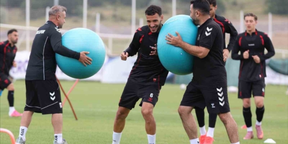 Sivasspor, güç depoluyor
