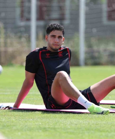 sivasspor-gunu-cift-idmanla-tamamladi-ilWMmKeY.jpg