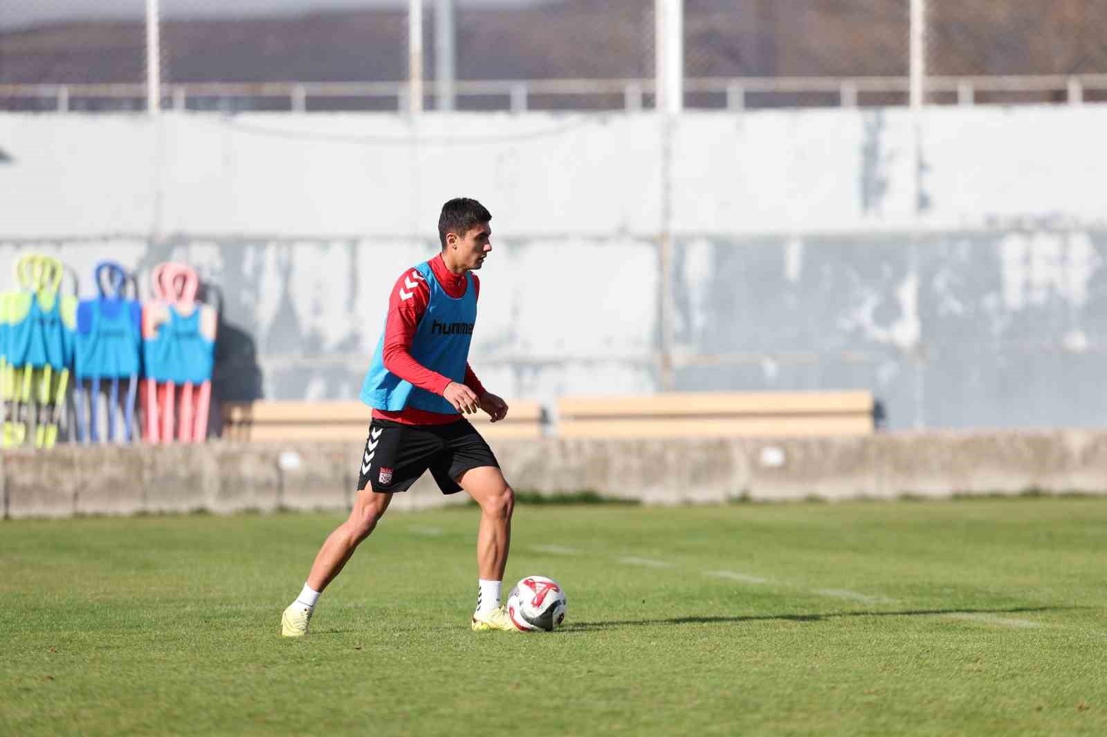 sivasspor igdir fk macinin hazirliklarina basladi 5 OJP2lbDl