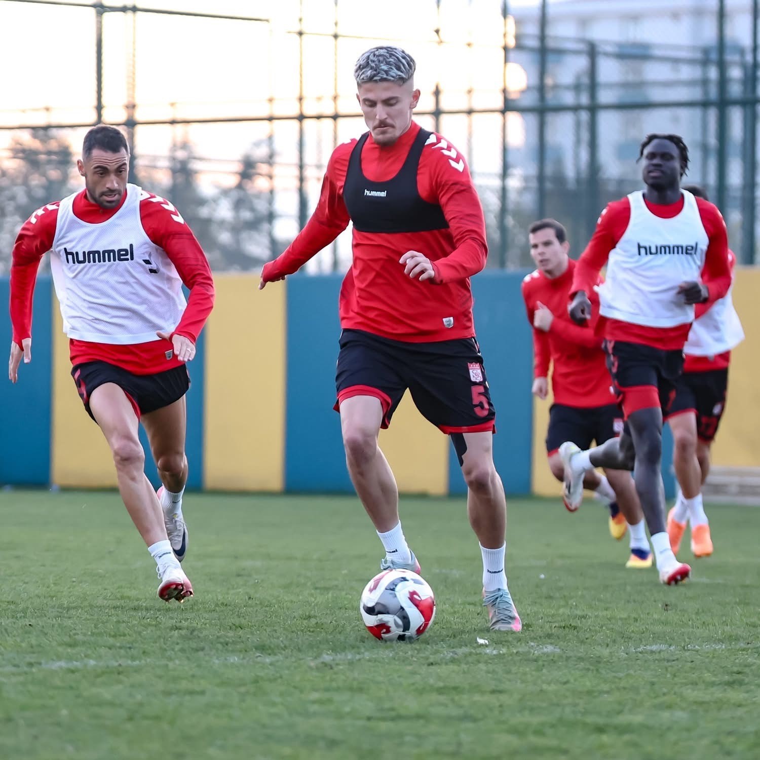 sivasspor istanbulspor macina hazir 1 pnjzKvYL