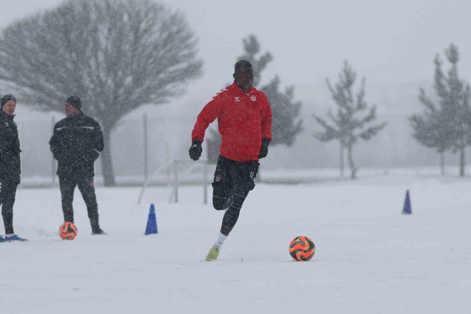 sivasspor kar altinda calisti 2 pmPsckYd