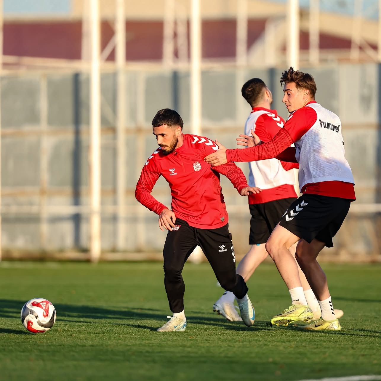 sivasspor manisa fk macinin hazirliklarina basladi 0 7tpZ2mHg