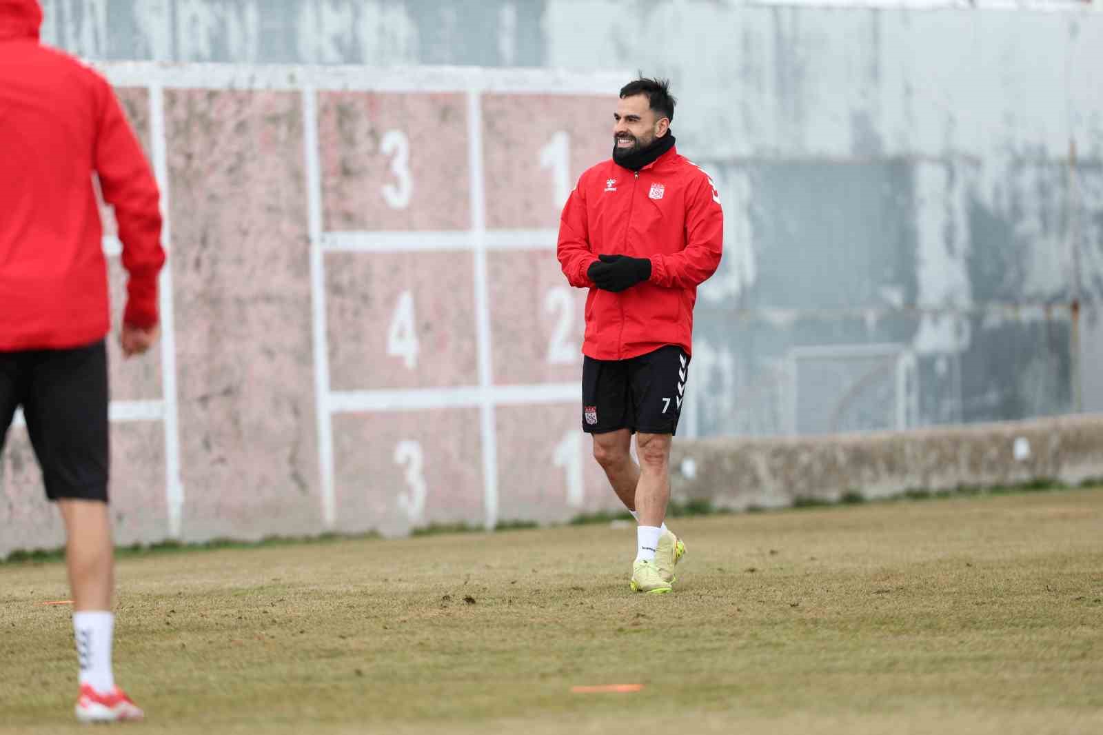 sivasspor pendikspor maci hazirliklarini surdurdu 4 NzEPUneH
