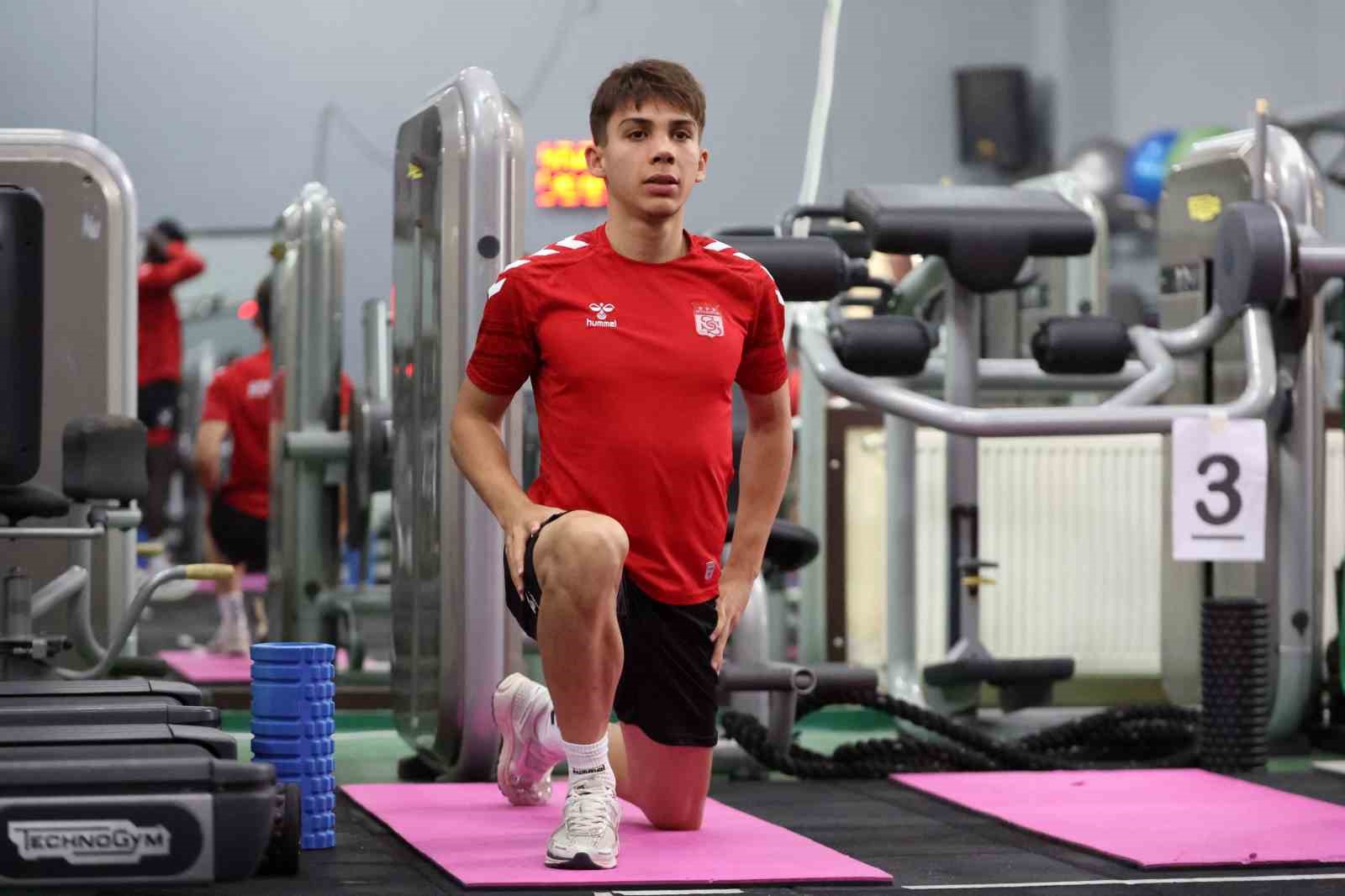 sivasspor salonda calisti 2 QaCzmk6f