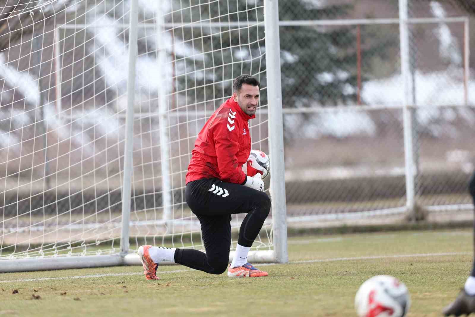 sivasspor sariyer macina hazir 2 N7Iw3e8y
