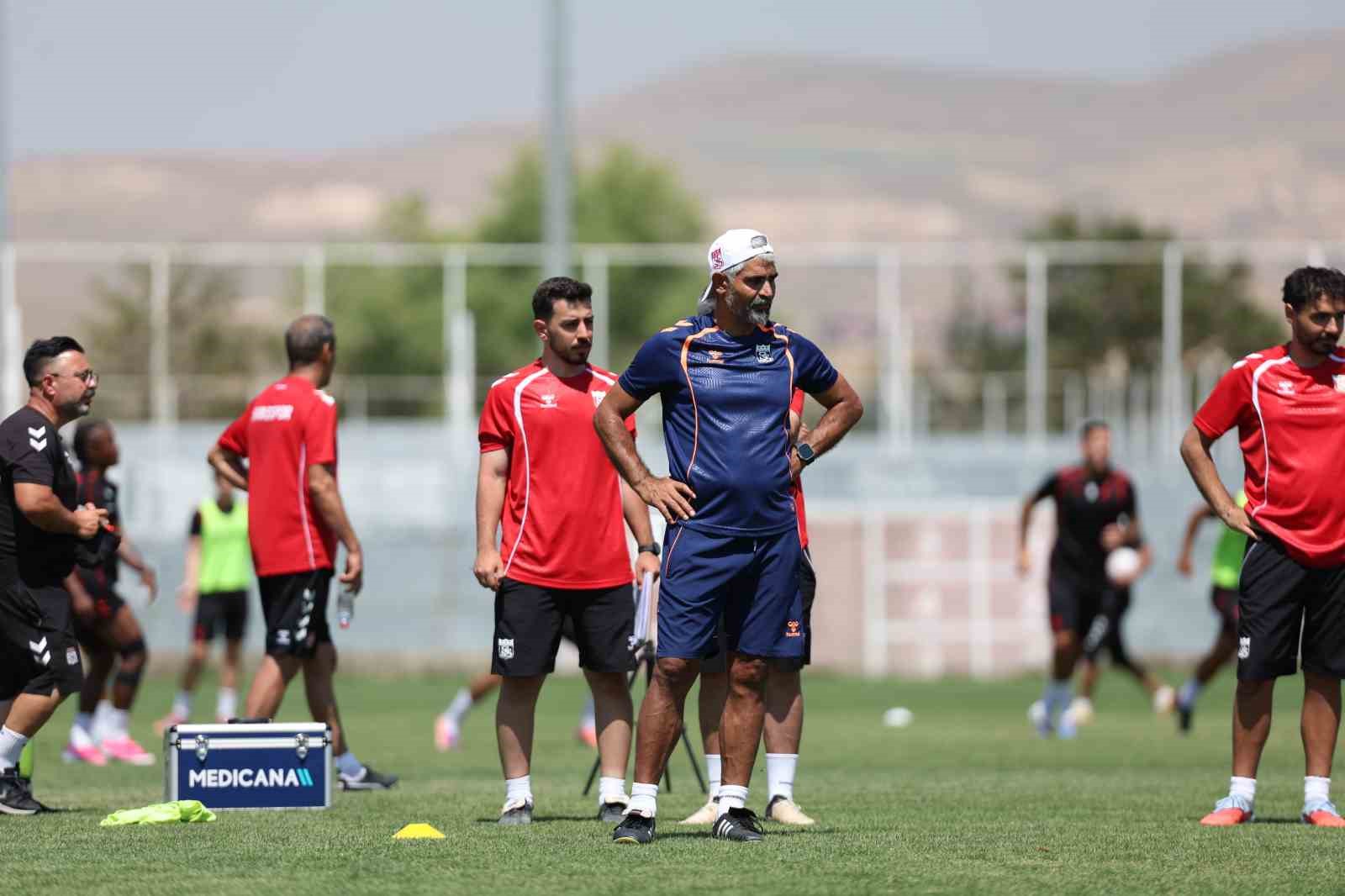 Sivasspor, Sivas kampını tamamladı 5 sivasspor sivas kampini tamamladi 1 usPeZOKt