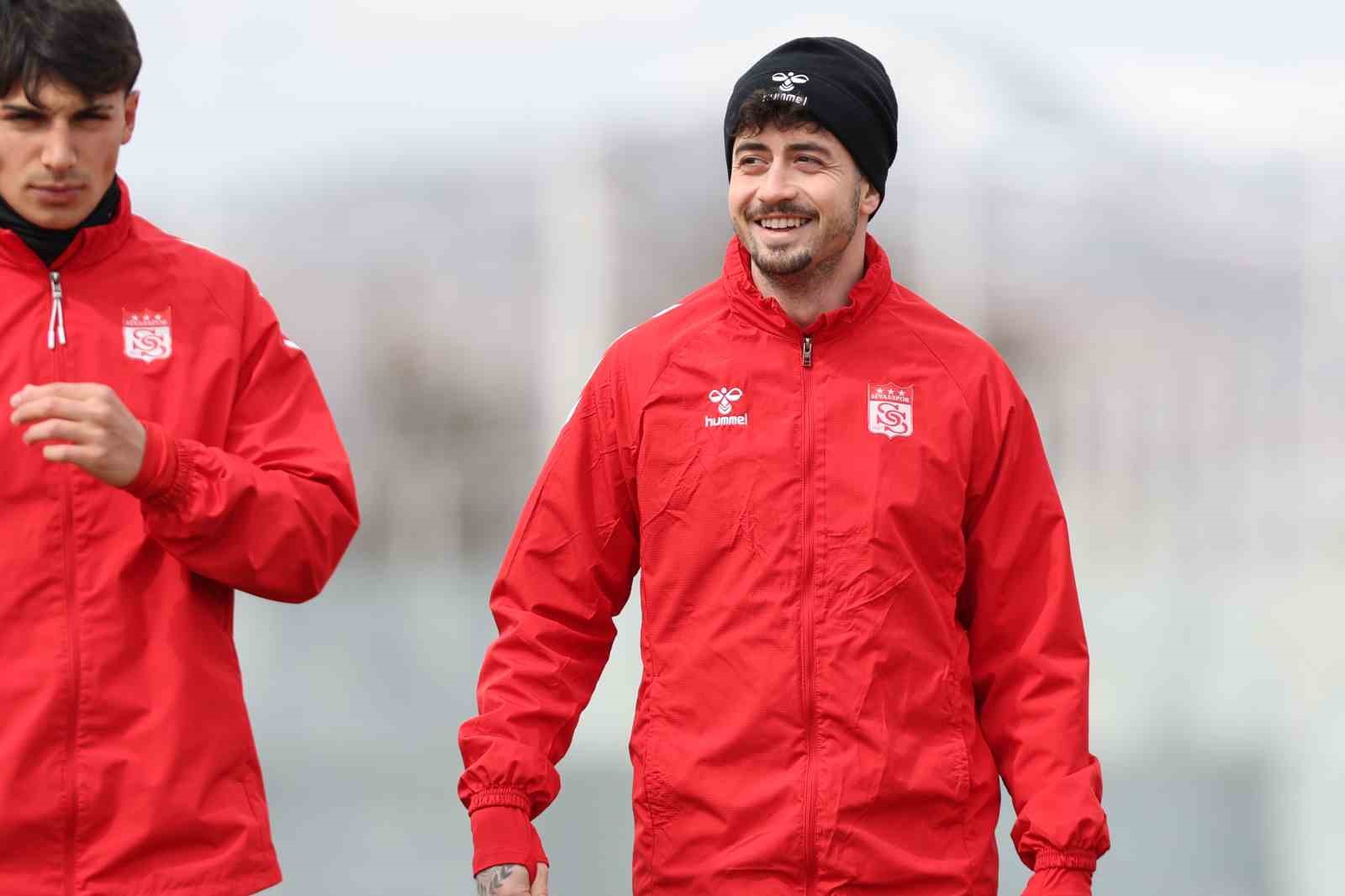 sivasspor umraniyespor macina hazir 5 NIh5UsNP