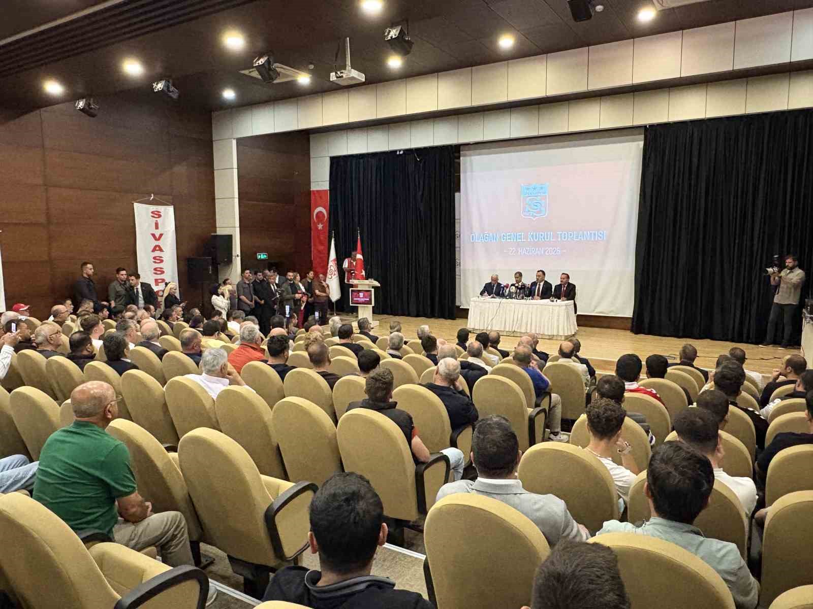 sivasspora yine talip cikmadi 0 LgAHZ3qR