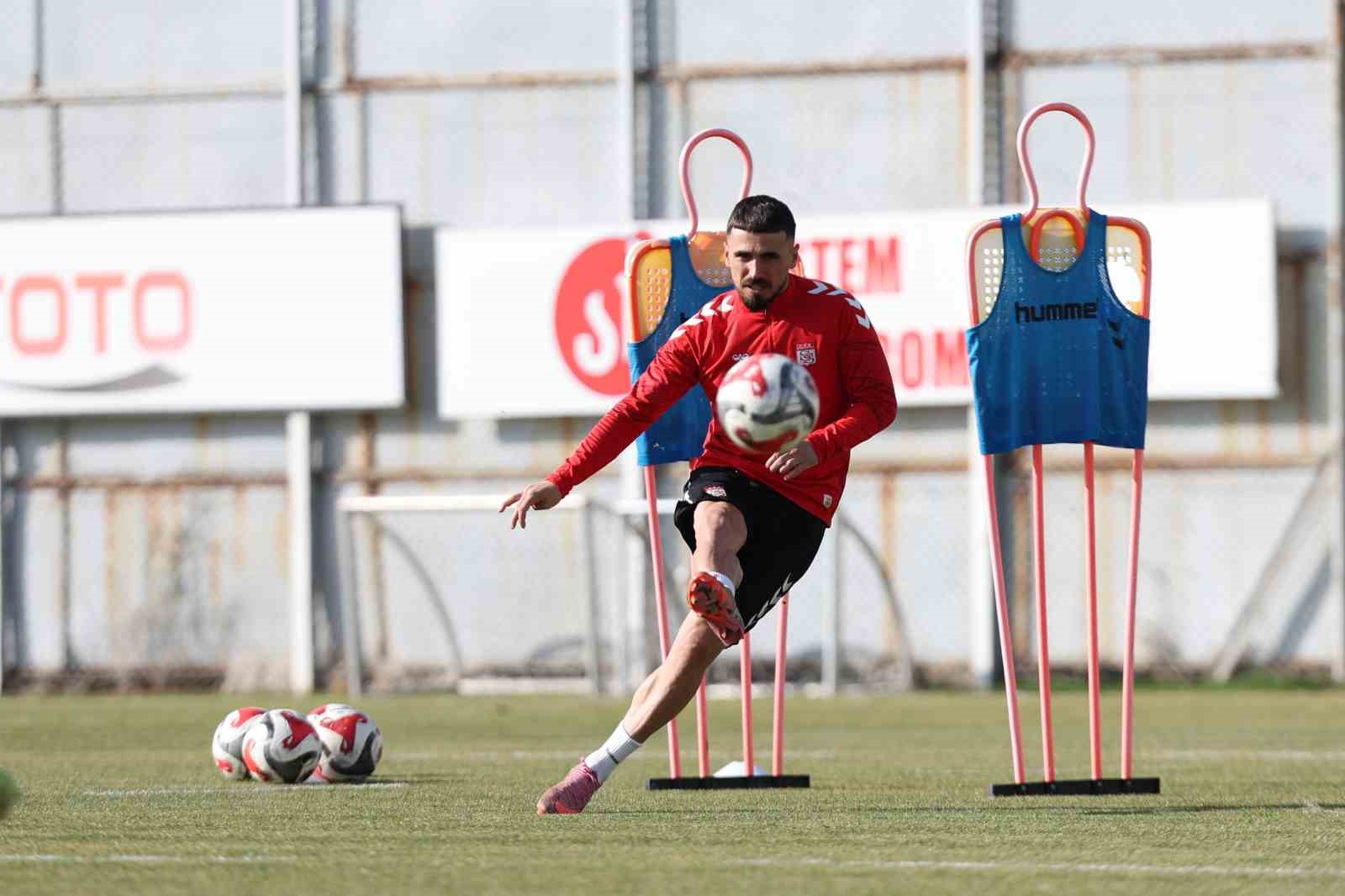 sivassporda aliaga fk maci hazirliklari basladi 2 D9LBvcIq