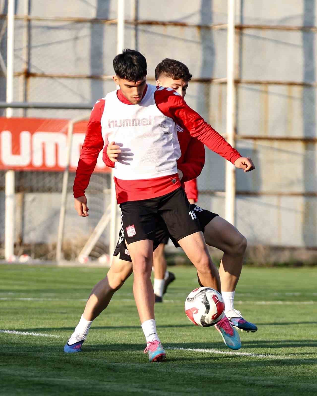 sivassporda bandirmaspor maci hazirliklari basladi 3