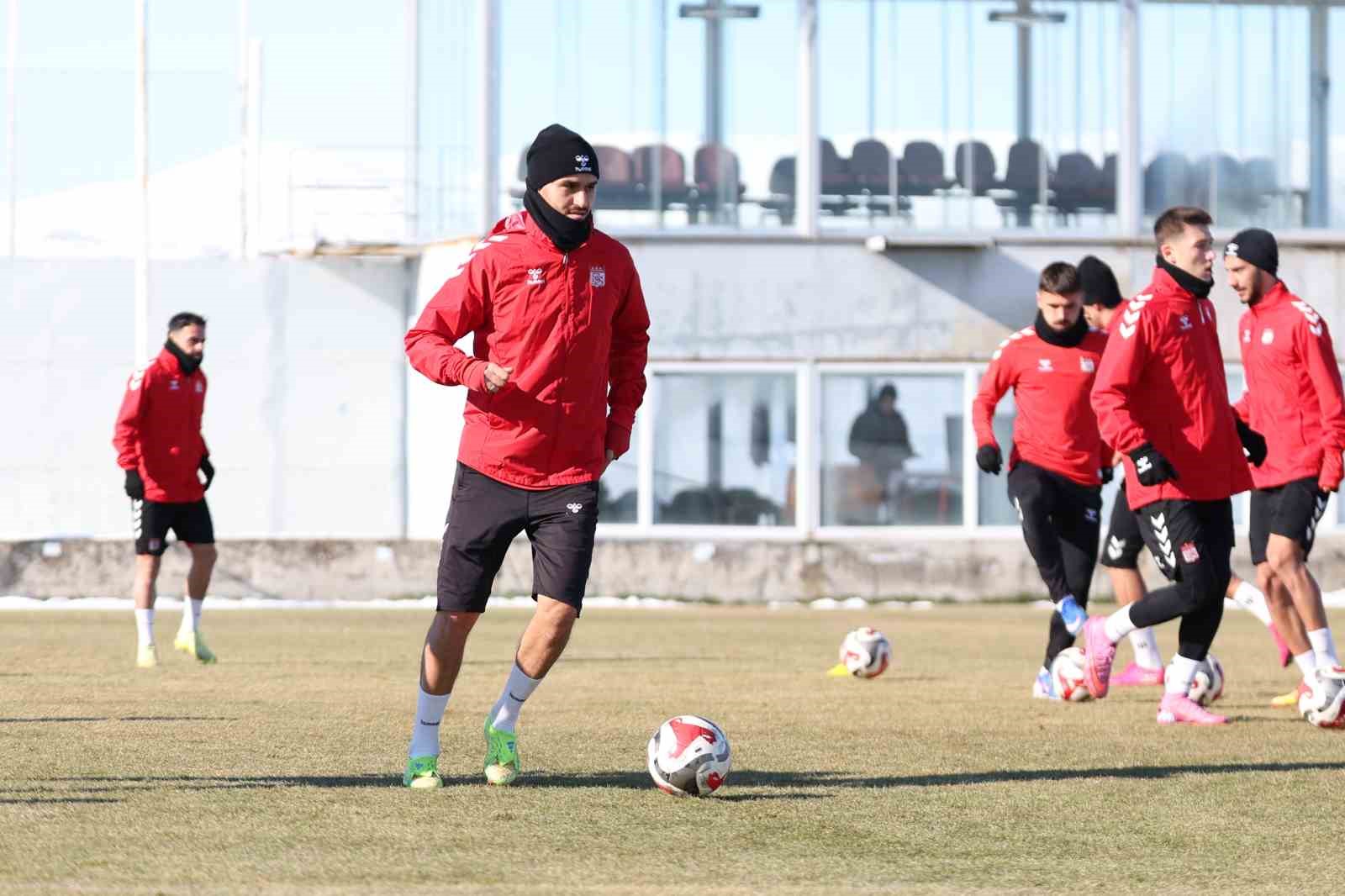 Sivasspor’da Bodrum FK maçı hazırlıkları sürüyor 5 sivassporda bodrum fk maci hazirliklari suruyor 1 imYJtiQs