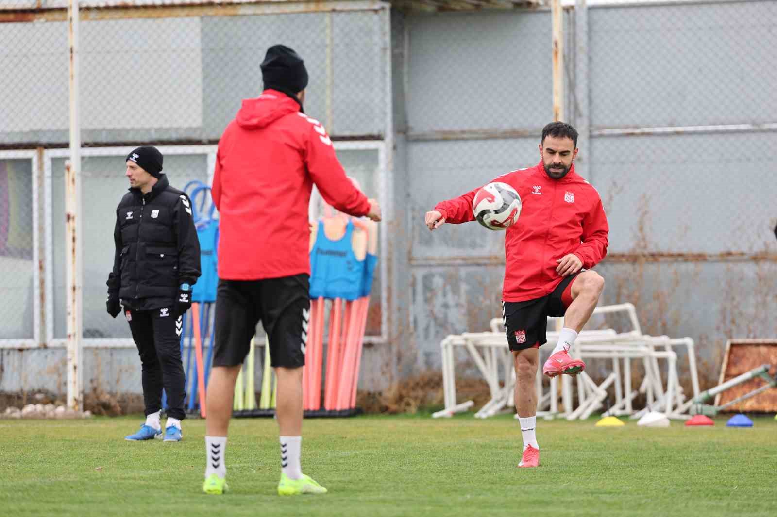 sivassporda erokspor maci hazirliklari suruyor 0 F3siuzv4