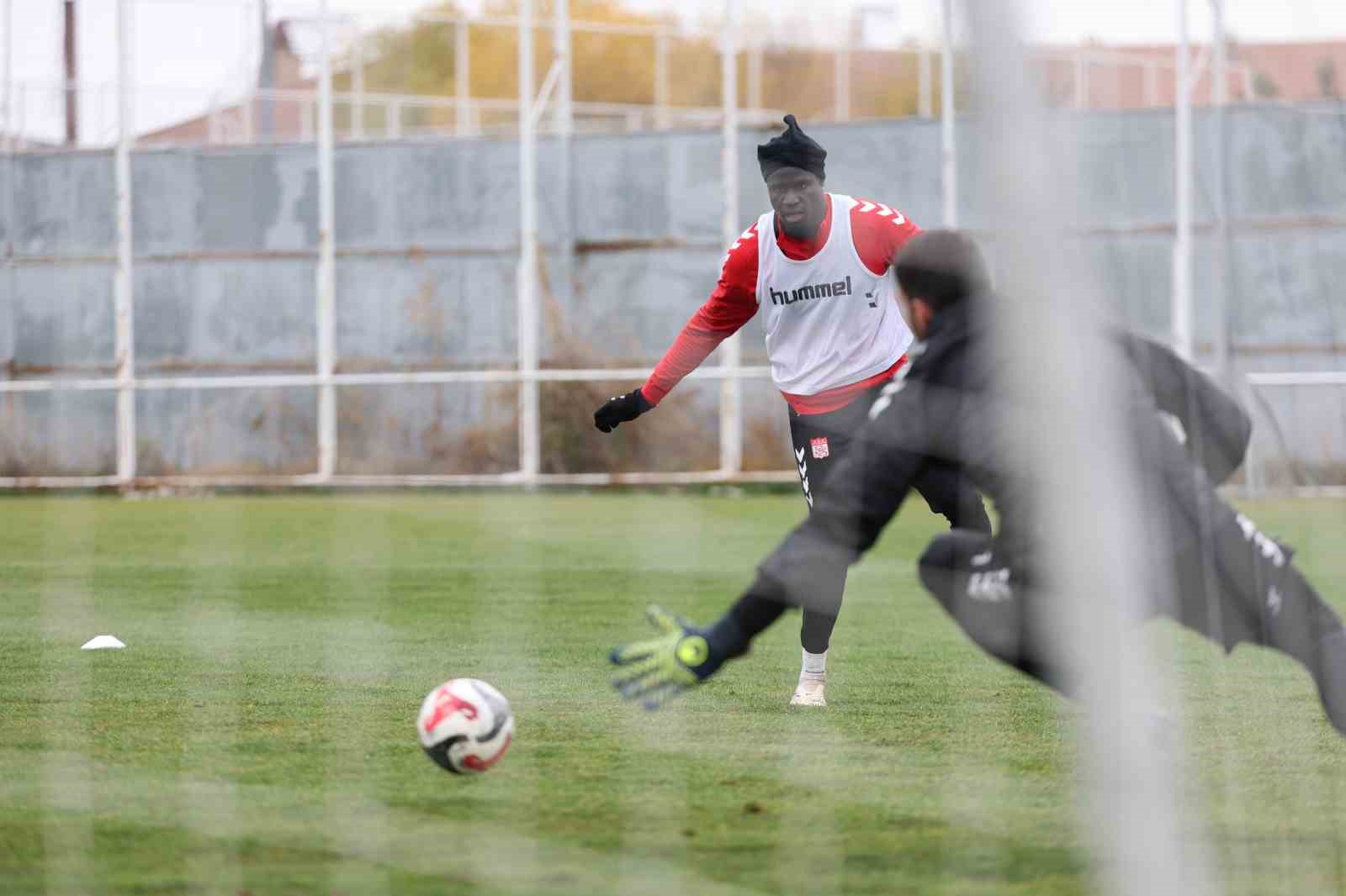 sivassporda erokspor maci hazirliklari suruyor 5 t593Z6ZV