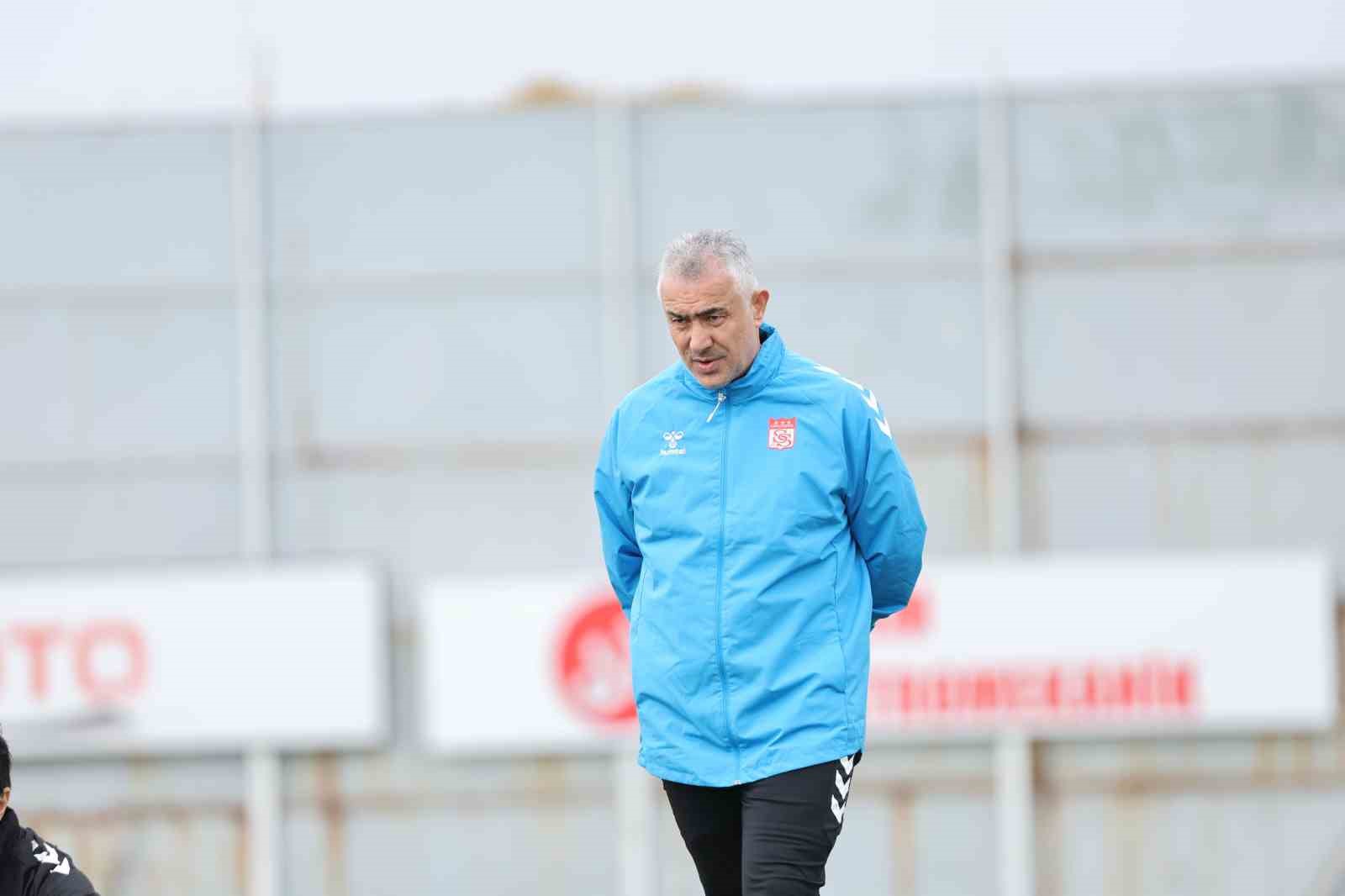 Sivasspor’da, Esenler Erokspor maçı hazırlıkları sürüyor 5 sivassporda esenler erokspor maci hazirliklari suruyor 1 i4QprjVQ