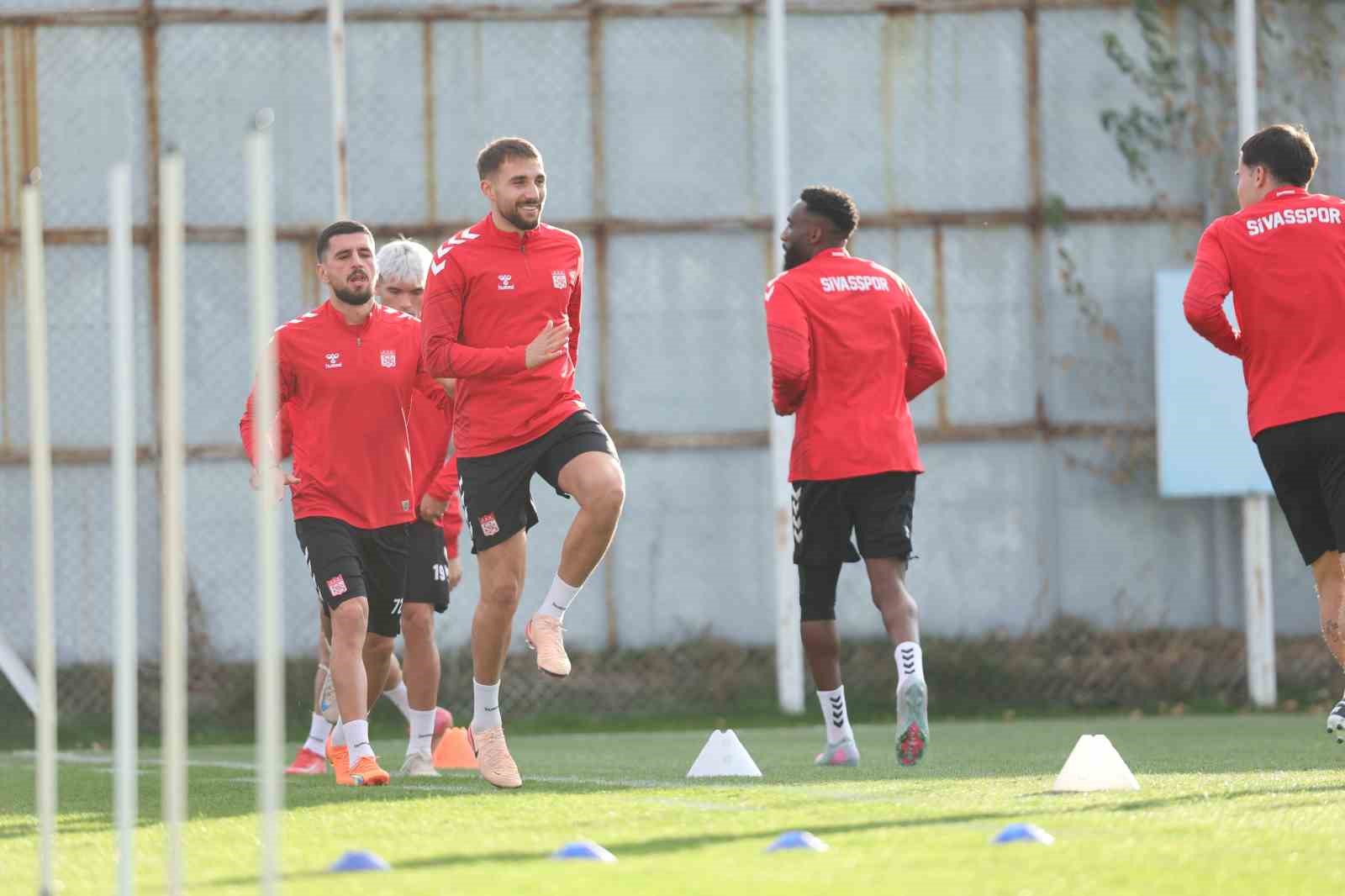 sivassporda hatayspor mesaisi suruyor 0