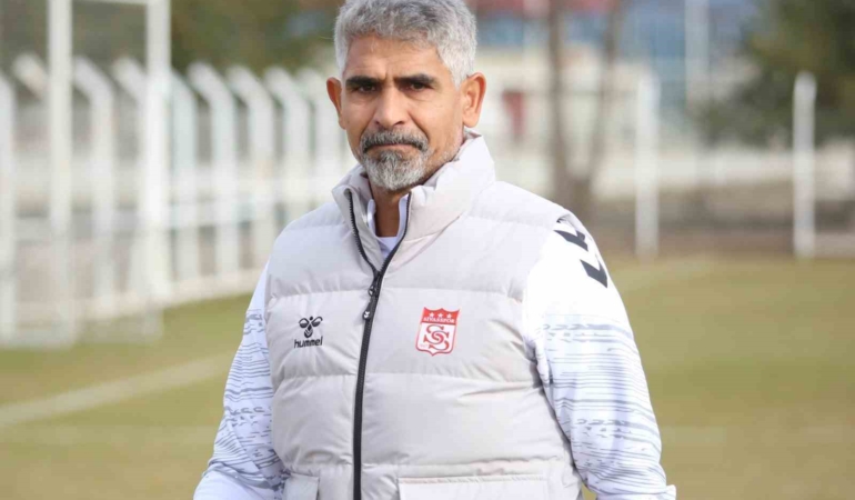 sivassporda-ismet-tasdemir-donemi-yeniden-basladi-K5kTlBdA.jpg