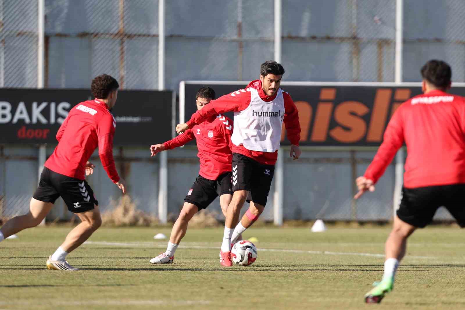 sivassporda istanbulspor macinin hazirliklari basladi 2 vtgbh4ZY