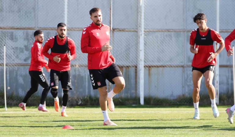 sivassporda-manisa-fk-maci-hazirliklari-suruyor-Baf9B317.jpg