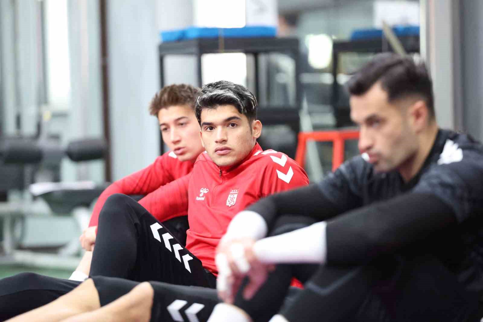 sivassporda serik spor maci hazirliklari basladi 2 wyIWSz5z