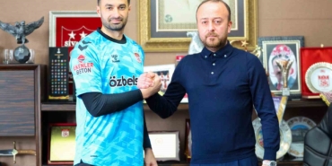 sivassporda-transfer-yasagi-kalkti-ilk-imza-gokhan-akkandan-HINAl1cF.jpg