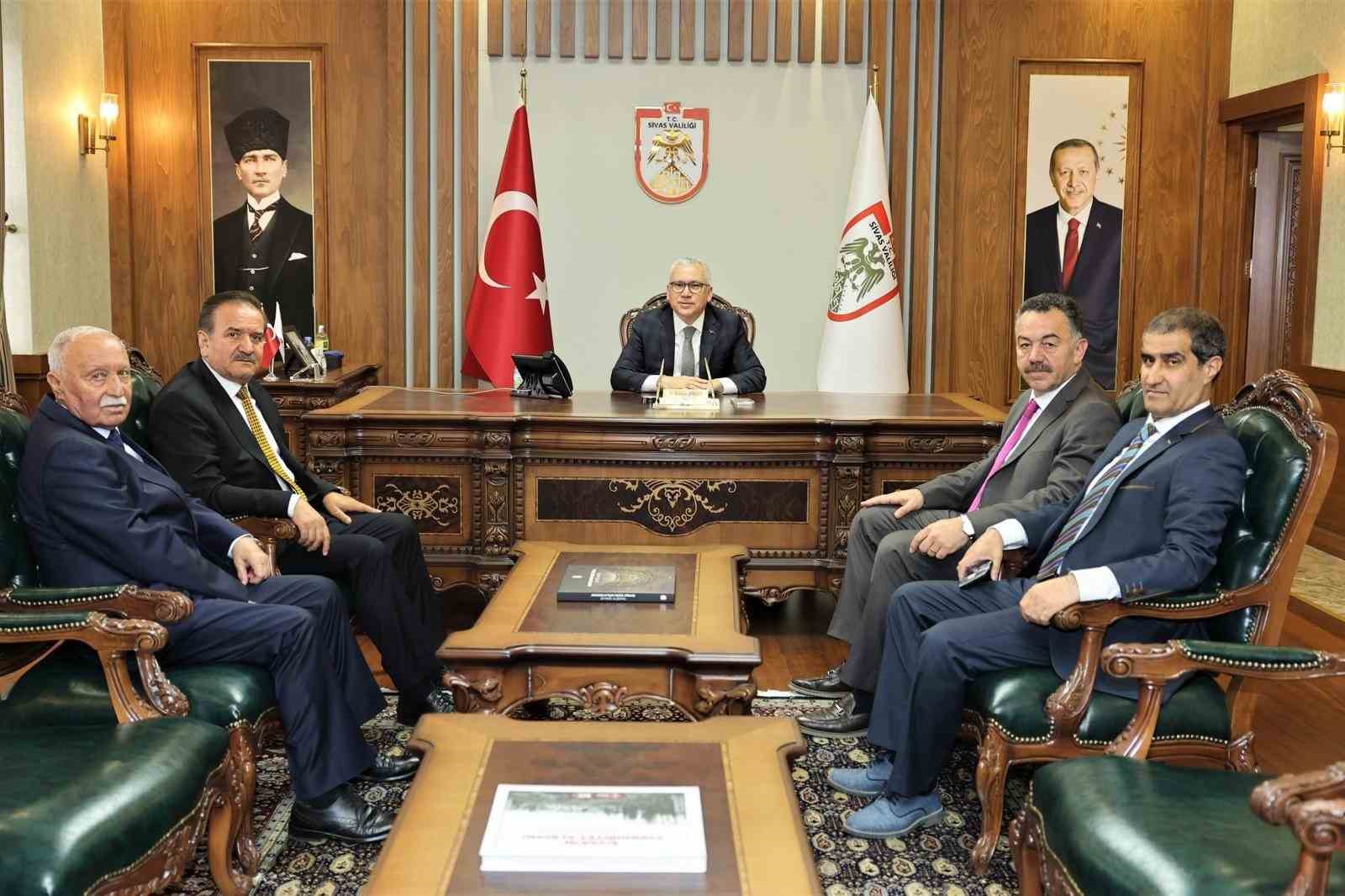 sivassporda yeni yonetim arayisi suruyor 0 AYiIFycc