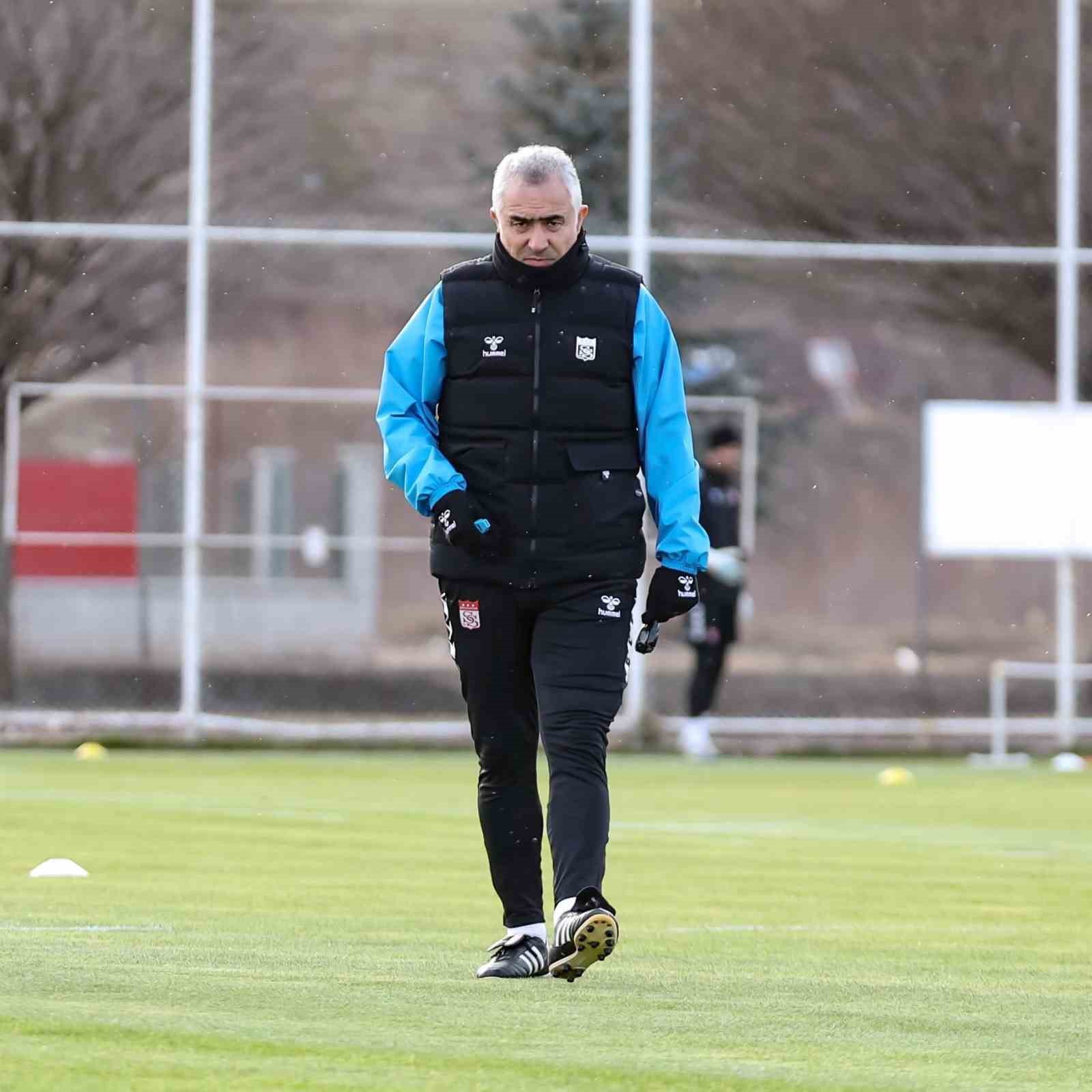 sivasspordan mehmet altiparmak icin aciklama 0 DirBSszu