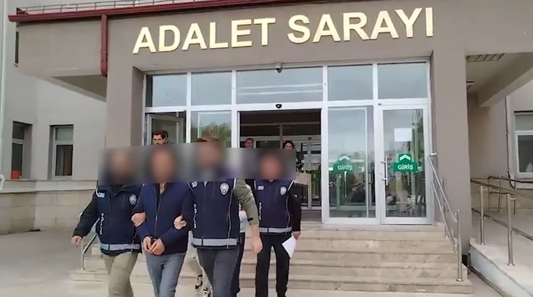 sivasta 14 ayri operasyonda 83 kacak gocmen yakalandi 2 HYCKNjzP