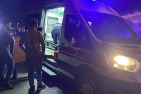 Motosikletin çaptığı bisikletli çocuk yaralandı: Kaza anı kamerada 2 thumbnail