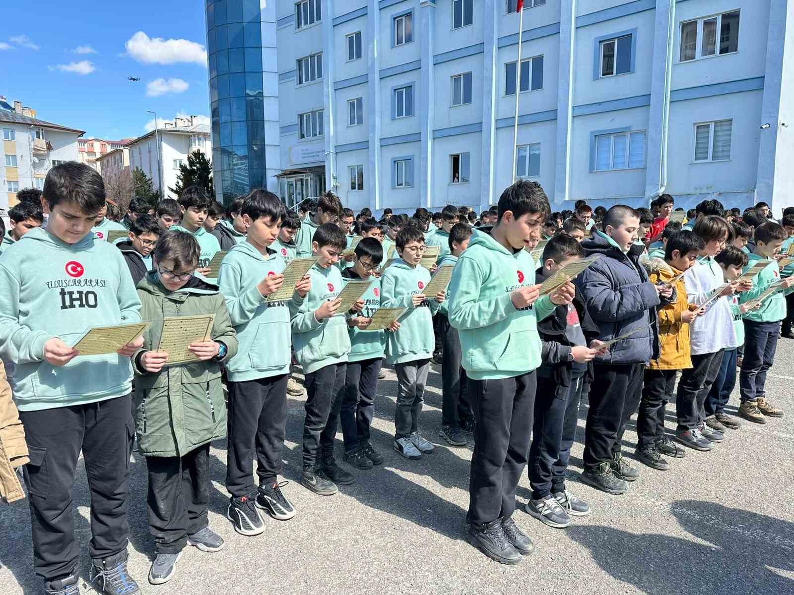 sivasta 302 genc ayni anda kuran i kerimi hatim etti 6 CLl5hyrc