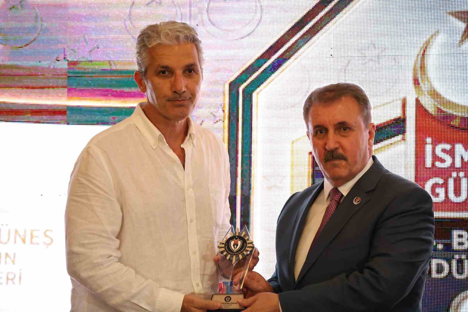 Sivas’ta "4. İsmail Güneş Basın Ödülleri" sahiplerini buldu 4 sivasta 4 ismail gunes basin odulleri sahiplerini buldu 0 bZKrccsq