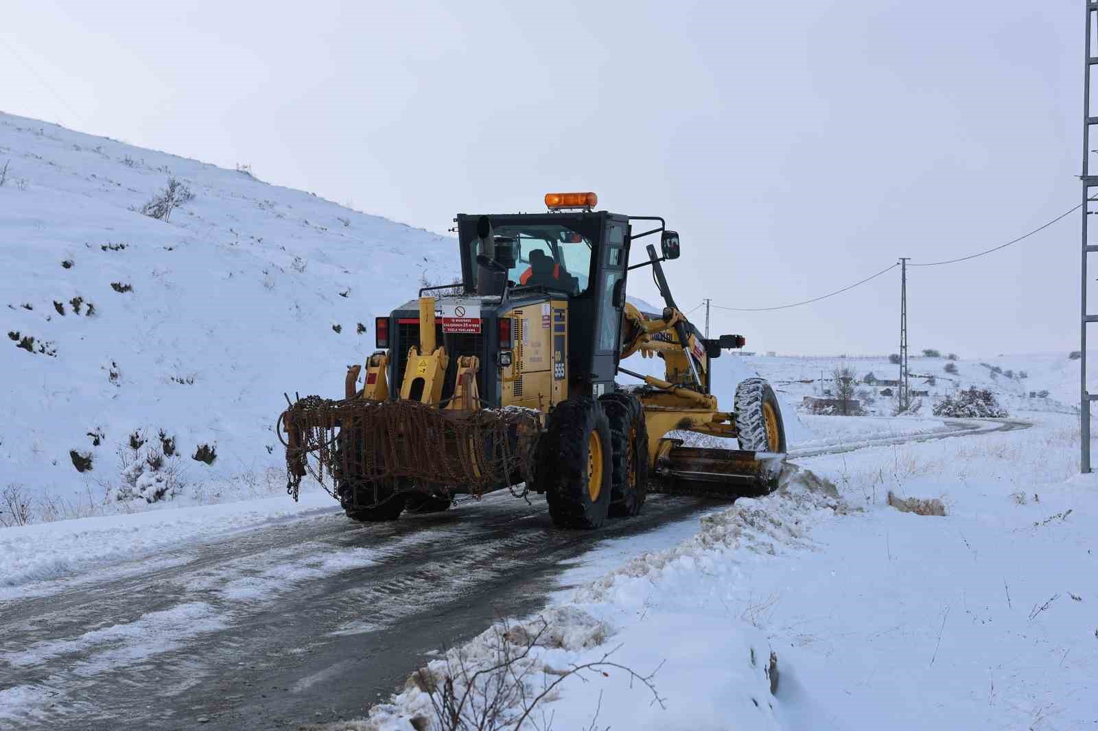 sivasta 432 yerlesim yerinin yolu ulasima kapali 0