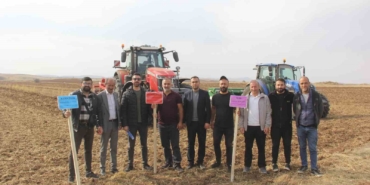sivasta-5-farkli-ekmeklik-bugday-pilot-bolgede-toprakla-bulusturuldu-xhOGNne8.jpg
