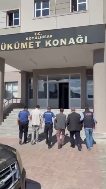 Sivas’ta 8 düzensiz göçmen yakalandı, 3 kişi tutuklandı 5 sivasta 8 duzensiz gocmen yakalandi 3 kisi tutuklandi 1 uENRBUCJ